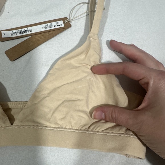 NWT $34 Skims [ Small ] Fits Everybody Bralette in Sand Nude #7087 - Picture 6 of 9